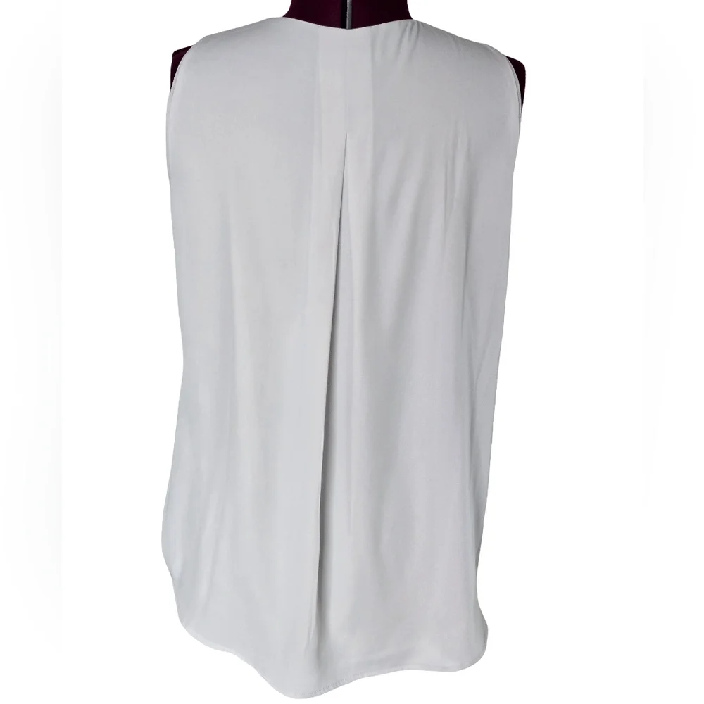 White House Black Market Light Gray Sleeveless Blouse - Picture 2 of 7